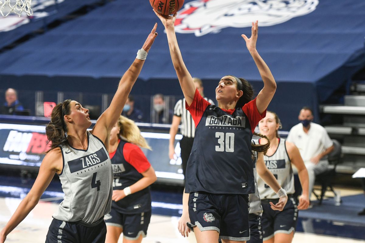 Gonzaga senior forward LeeAnne Wirth defends against senior forward Abby O’Connor on Tuesday during the Bulldogs’ annual FanFest scrimmage at the McCarthey Athletic Center.  (Dan Pelle/THESPOKESMAN-REVIEW)