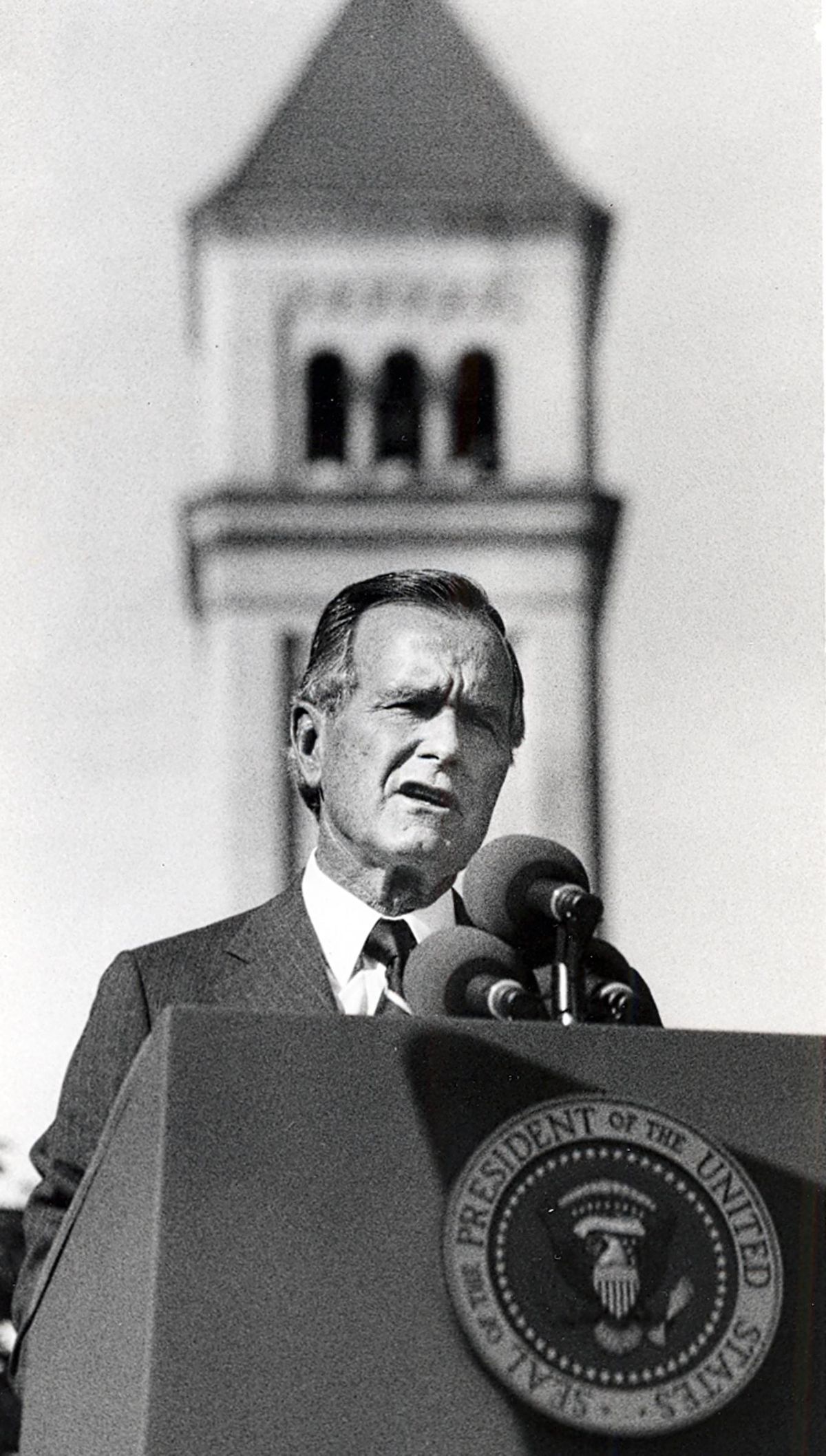 President George H.W. Bush pushed for clean air at a Riverfront Park ceremony in Spokane in 1989. H.W. Bush died Nov. 30, 2018, at age 94. (PHOTO ARCHIVE/KIT KING / The Spokesman-Review)