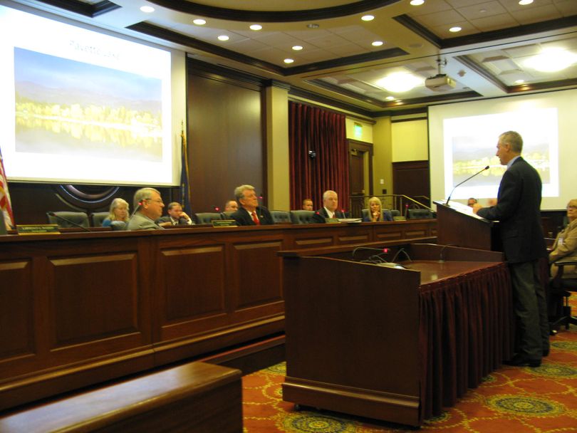 Idaho state forester David Groeschl briefs the Land Board on this year's fire season (Betsy Z. Russell)