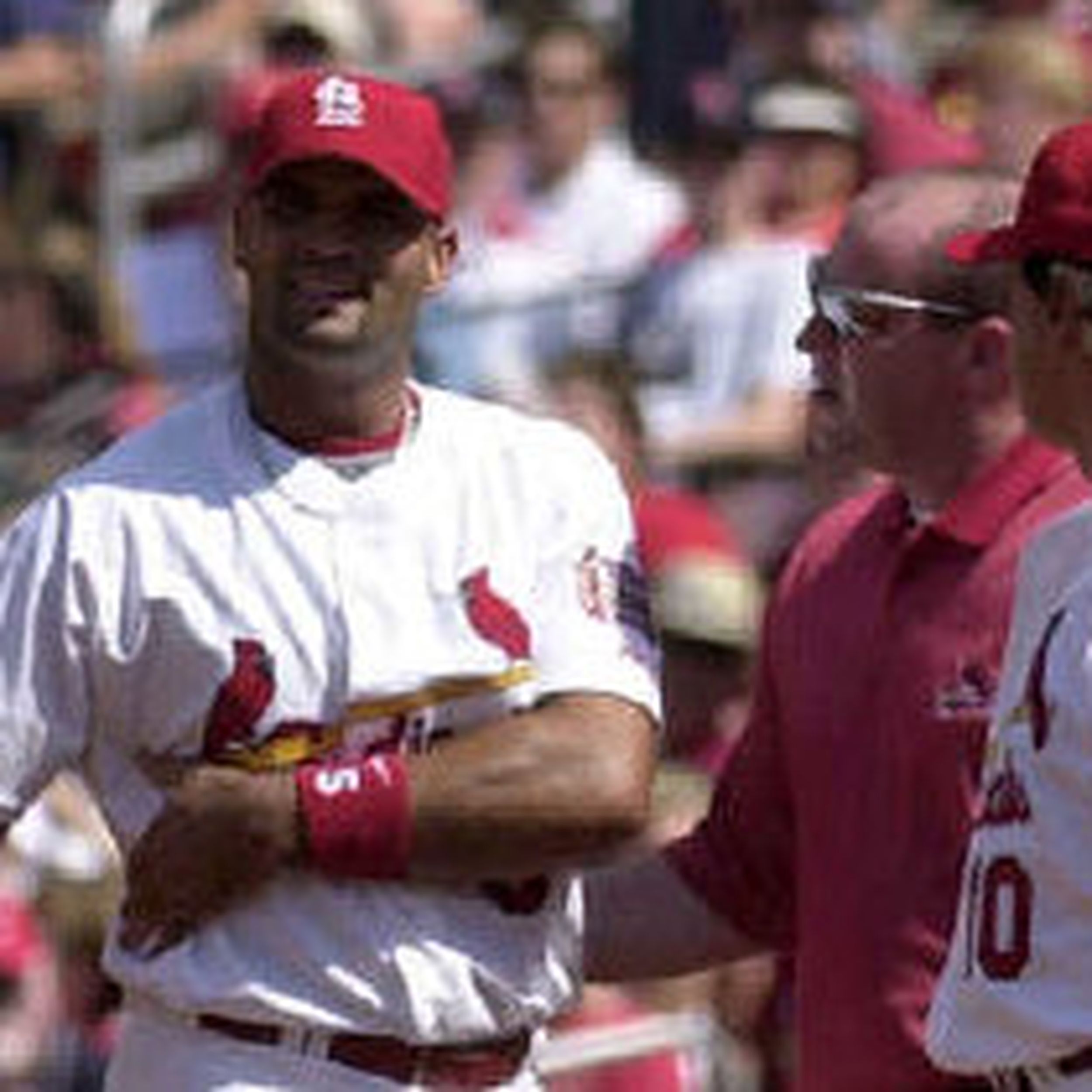 Albert Pujols likely out for season after left knee surgery