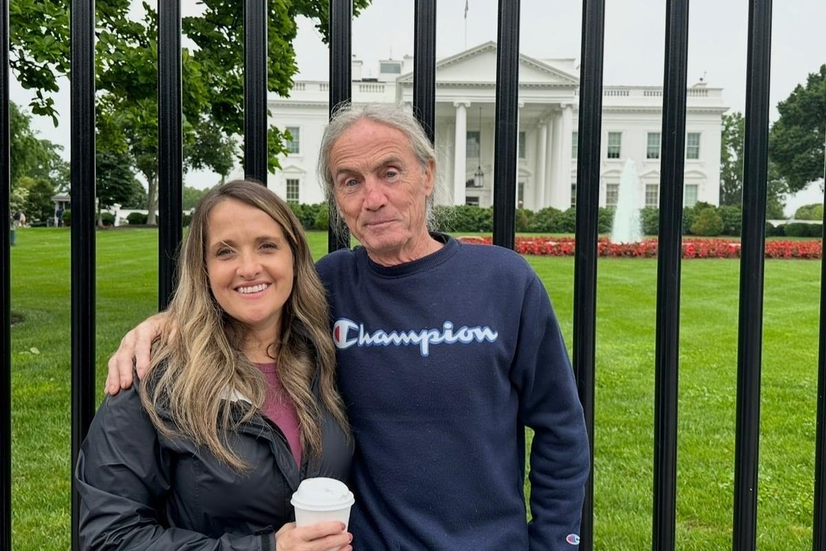 Jennifer Skiles and Paul Lonardo on a family trip in May 2024 to Washington, D.C. 