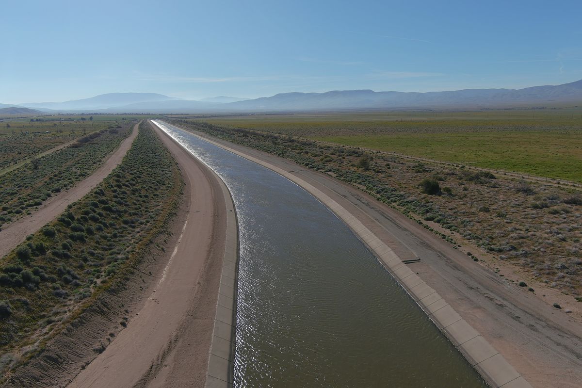 An aerial view of the Governor Edmund G. Brown California Aqueduct East Branch in the Neenach settlement near Lancaster, California, on Friday, April 21, 2023. (Image of Sports/Newscom/ZUMA Press/TNS)  (Image of Sports/Newscom/ZUMA Press/TNS)