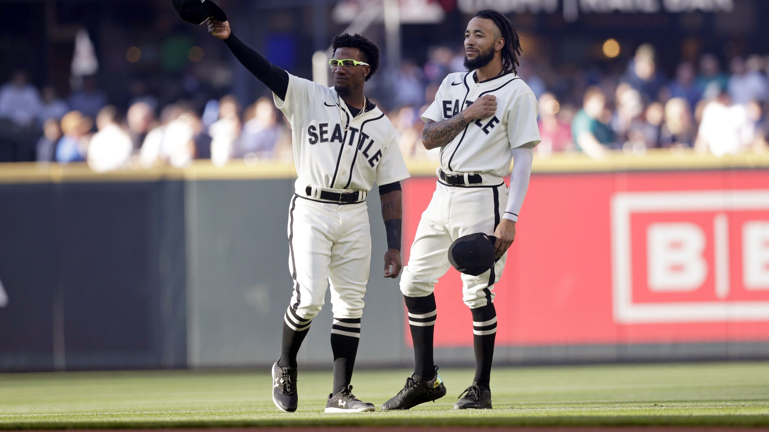Seattle Mariners honor the Negro Leagues with Seattle Steelheads