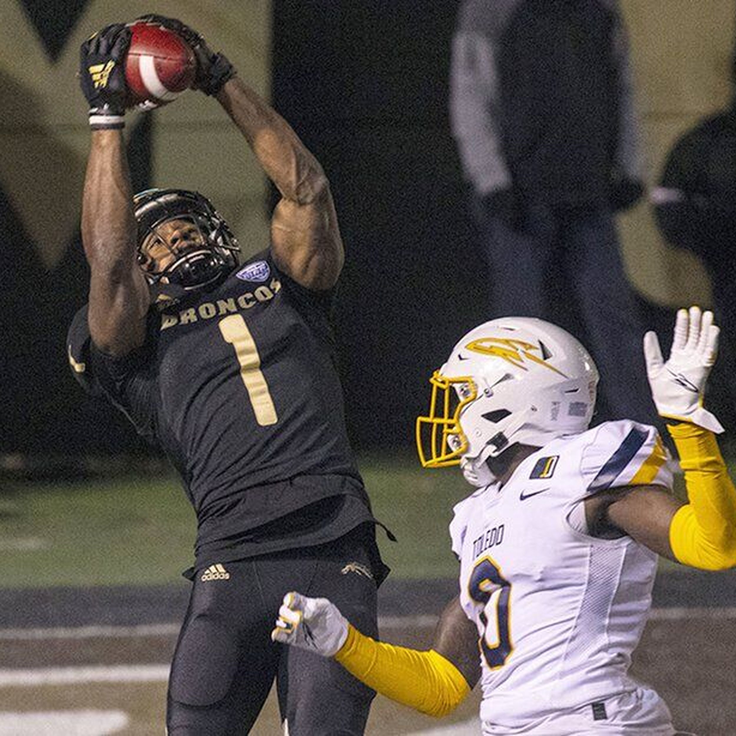 Seahawks pick WR D'Wayne Eskridge from Western Michigan in second