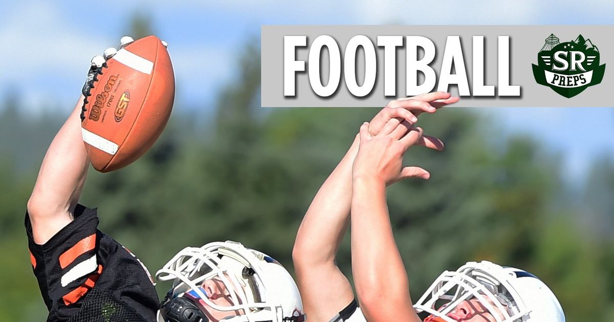 Prep football roundup Mt. Spokane keeps playoff hopes alive with 3021