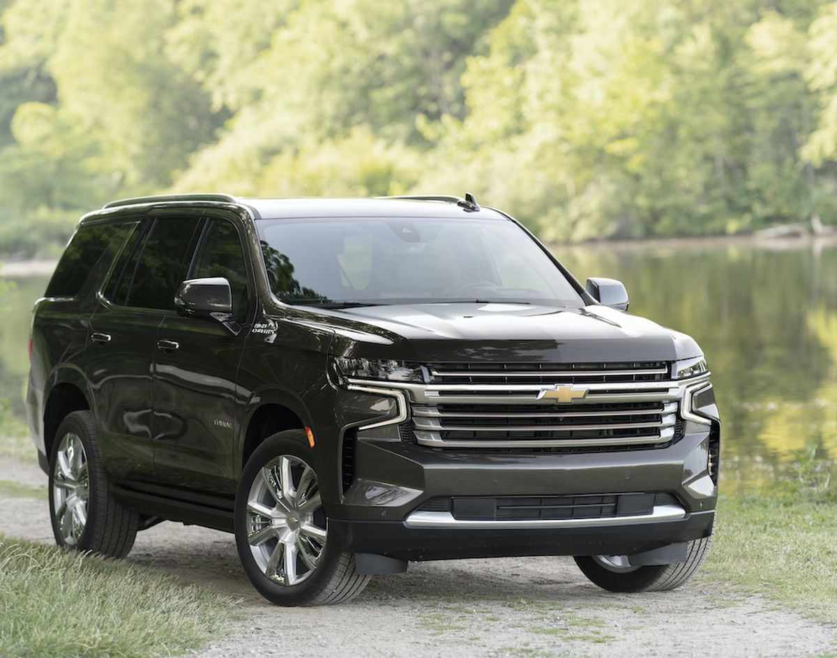 For 2021, GM creates a new architecture for its big SUVs. It has an independent rear suspension — like those found on cars and crossovers — and a longer wheelbase. (Chevrolet)