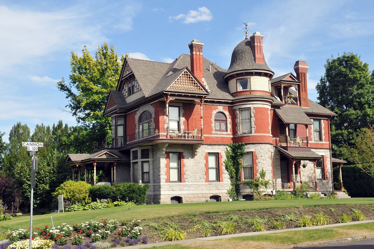 This photo shows the E.J. Roberts Mansion, which was built in 1889 in Browne’s Addition. While this is not one if its listings, real estate startup Pacaso is opening a new market for those seeking to own just a portion of a house as a group of buyers.  (JESSE TINSLEY/The Spokesman-Review )