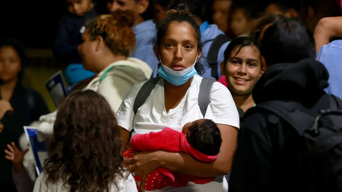 Migrants and immigrant families are seen arriving from Texas at the Port Authority Bus Terminal on Sept. 6, 2023.    (Luiz C. Ribeiro/NY Daily News/TNS)