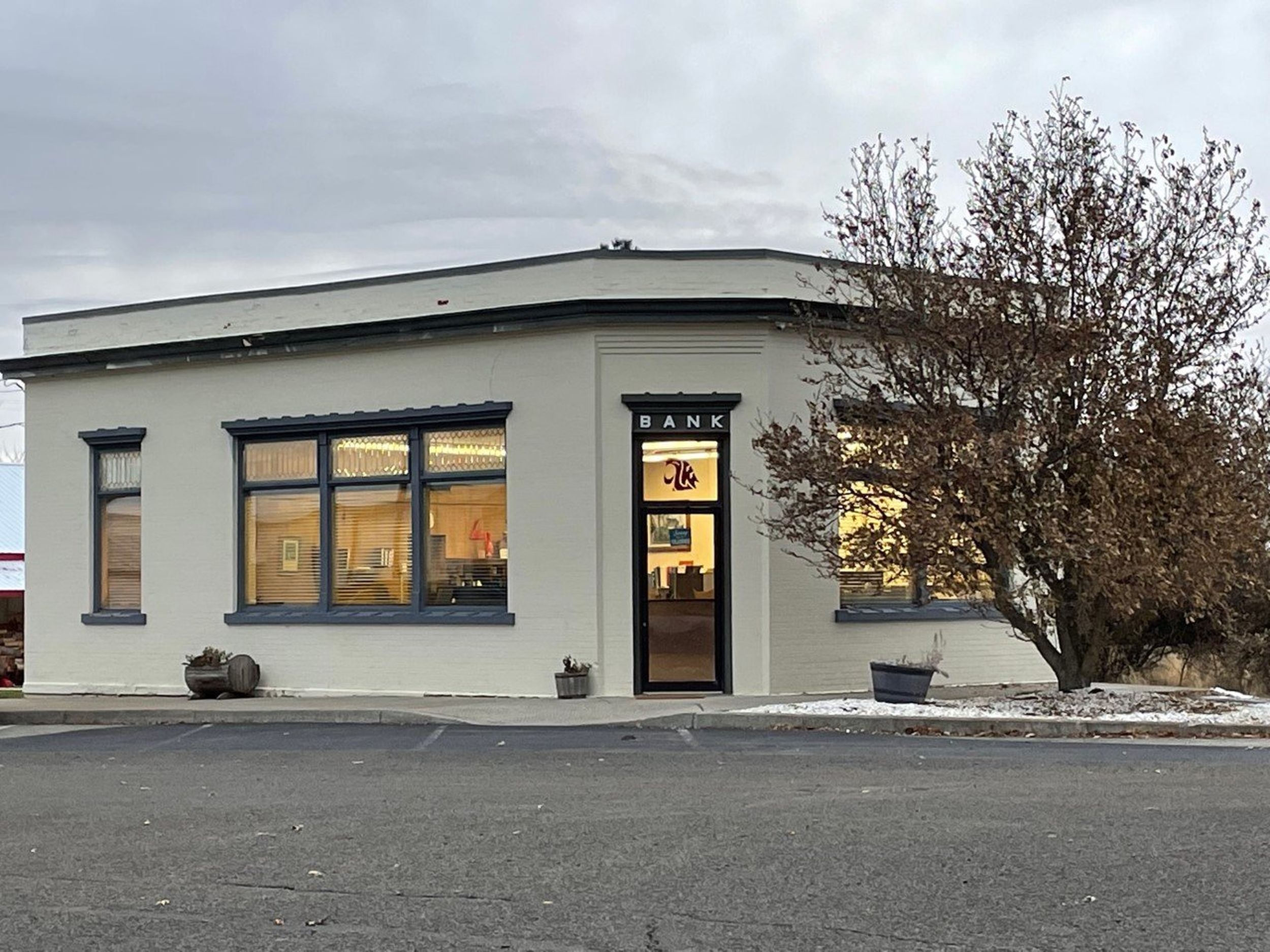 Moonstone How a state charter for a tiny bank in Farmington could have