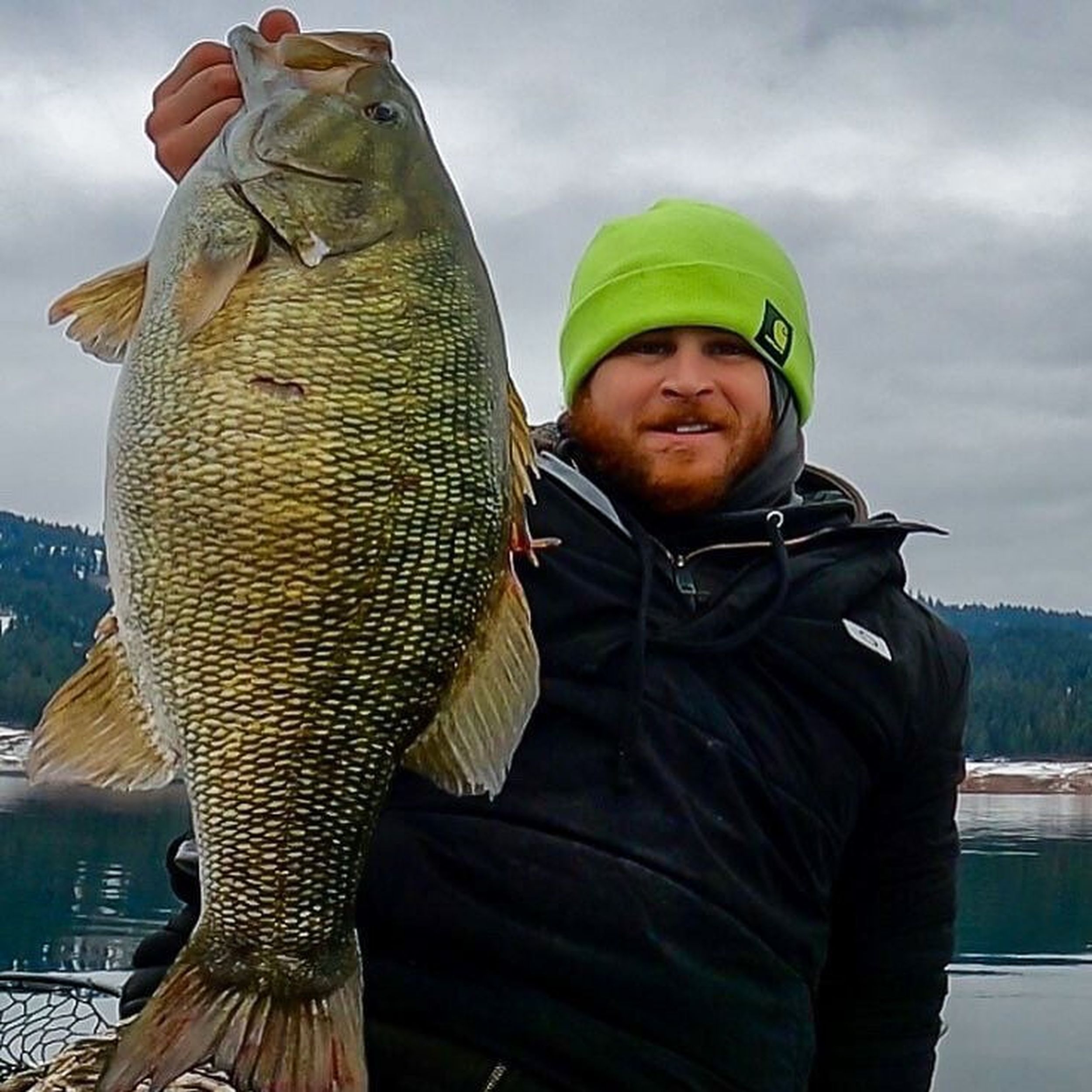 Lewiston fishing guide sets Idaho catch-and-release record for smallmouth  bass; now he's eyeballing the weight record