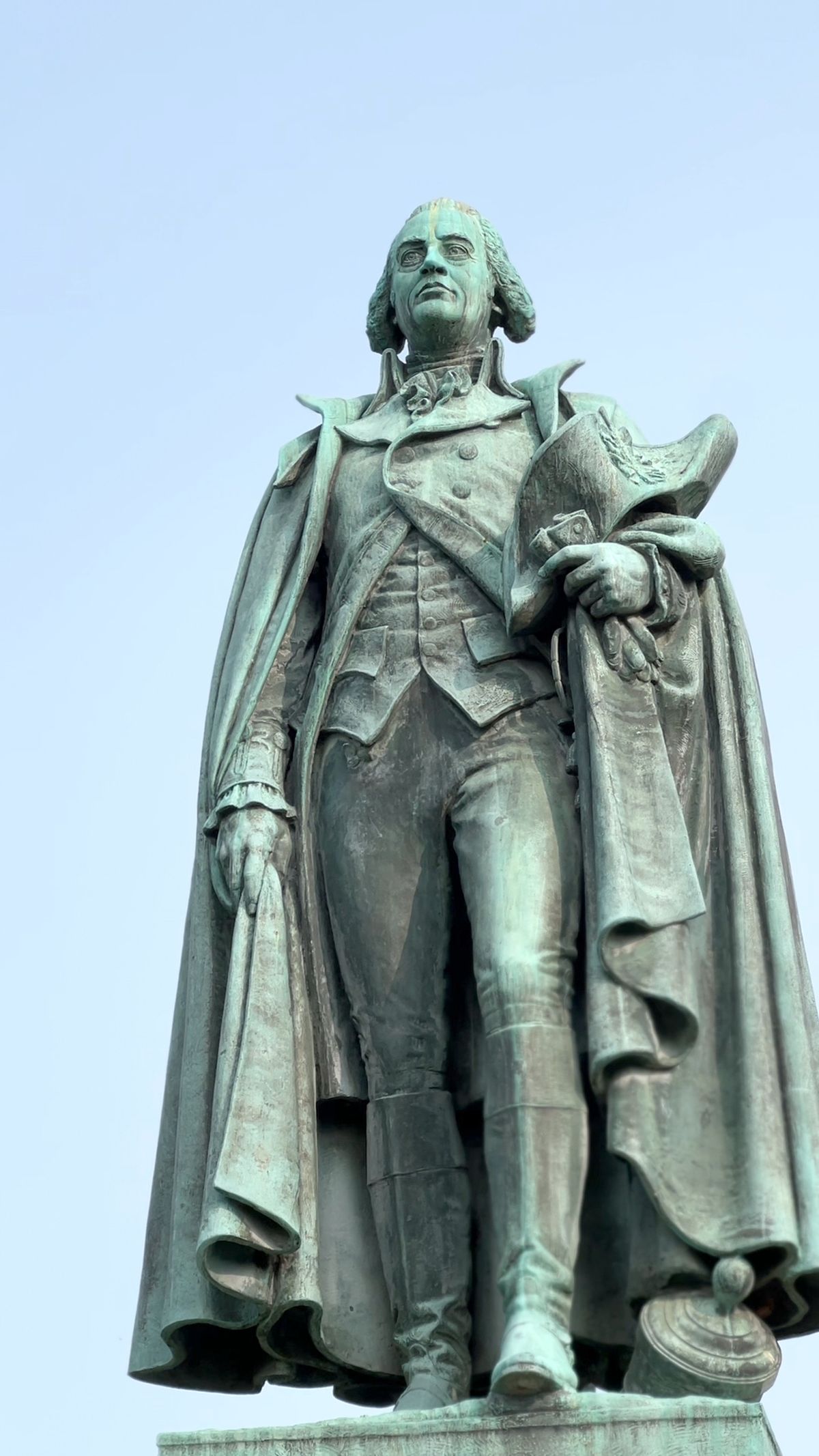 The statue of Artemas Ward is in the middle of Ward Circle in Northwest Washington.  ( William Neff/The Washington Post)