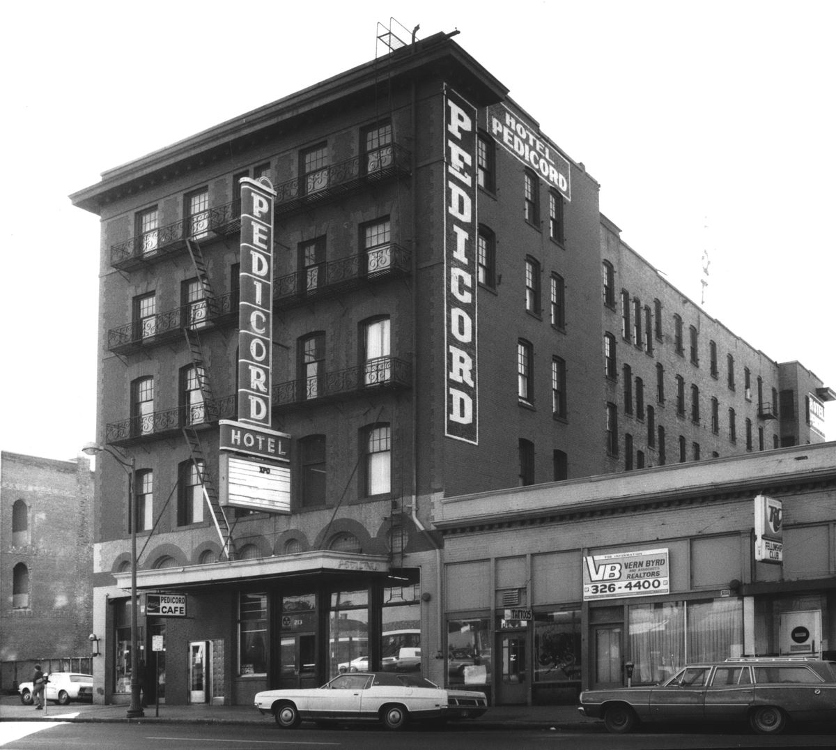 1979: In the last days of the 1893 Pedicord Hotel, the once popular hotel became a monthly rental apartment building. Artist Ed Kienholz and wife Nancy prowled the hotel just before demolition and salvaged parts for their installation piece “Sollie 17.” The location is now a parking lot. (Spokesman-Review Photo Archive / SR)