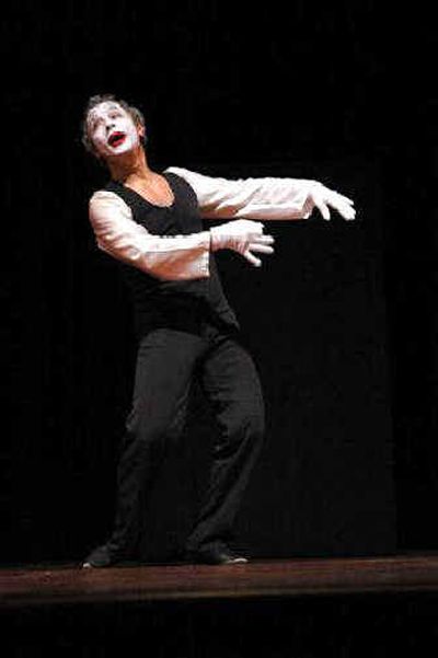 
BiLi, a mime from California, performs tonight at The Met. 