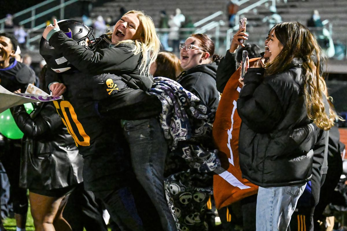 Rogers football qualifies for state for first time since 2015; wins  three-way tiebreaker with West Valley, Shadle Park