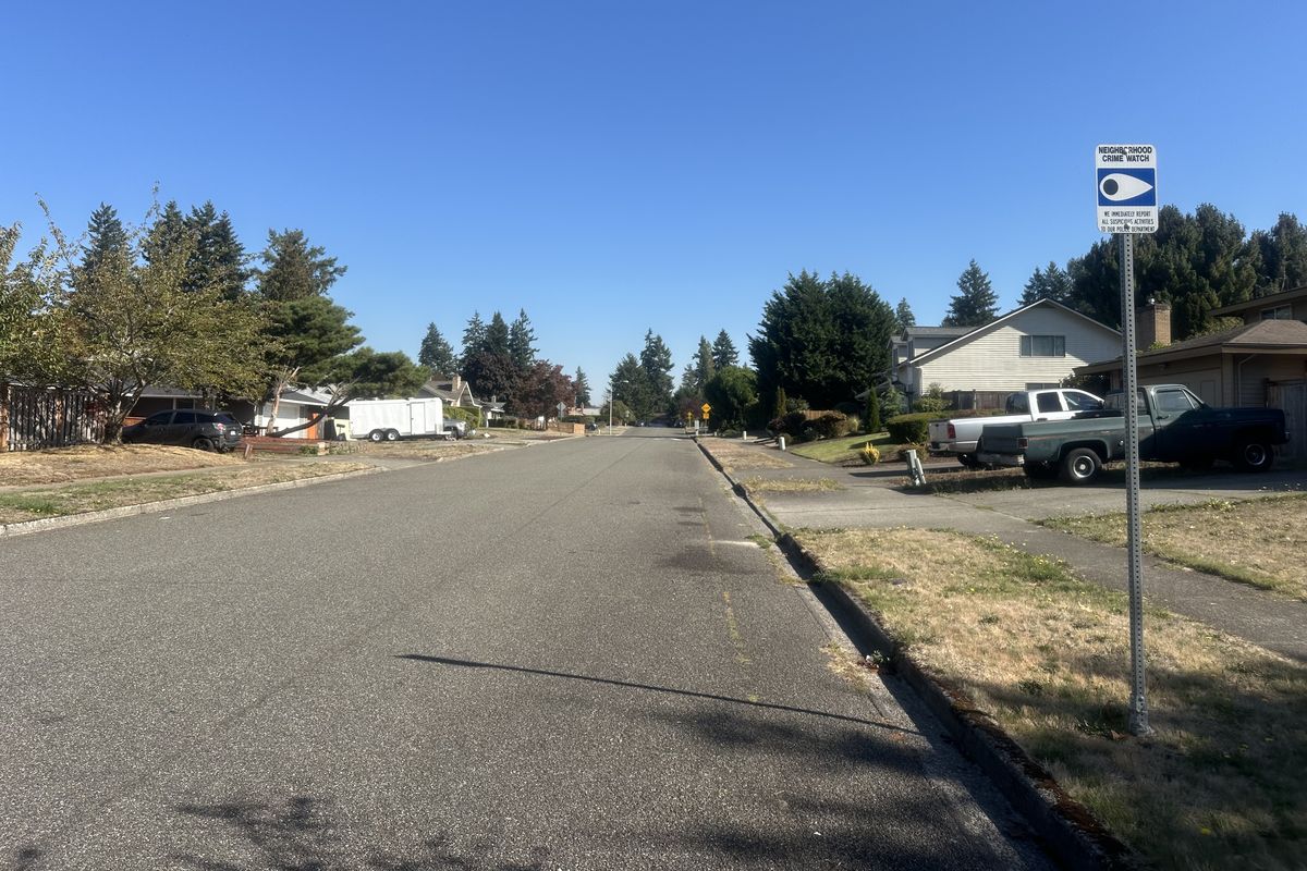 Kevin Coe, known as the South Hill rapist, resides on this residential street in Auburn, according to the King County sex offender registry.  (Mitchell Roland/THE SPOKESMAN-REVIEW)