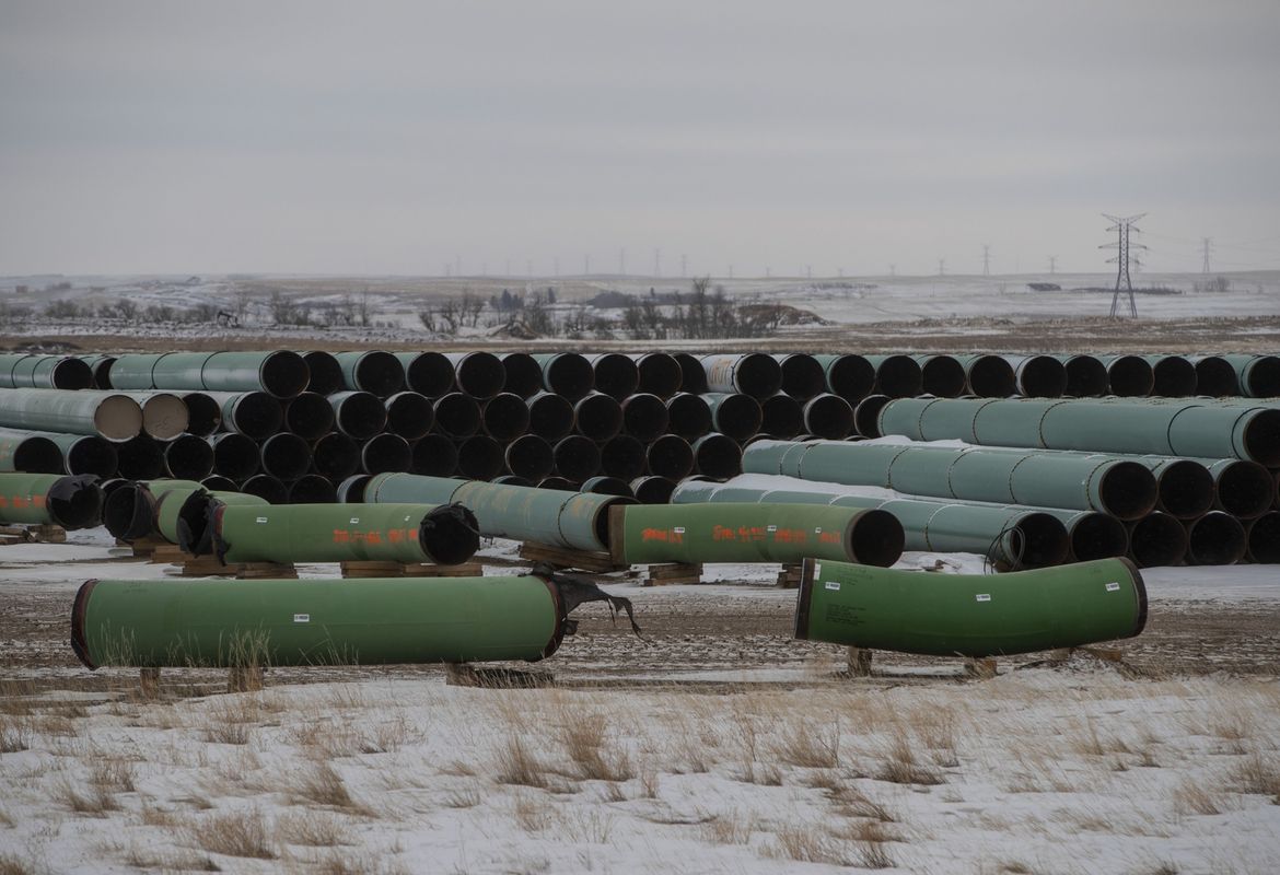 Keystone pipeline is shut down after oil spills into creek in Kansas