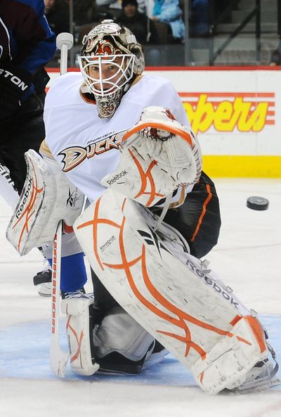 Anaheim’s Curtis McElhinney filled in ably at goalie, making 25 saves for his second NHL shutout. (Associated Press)