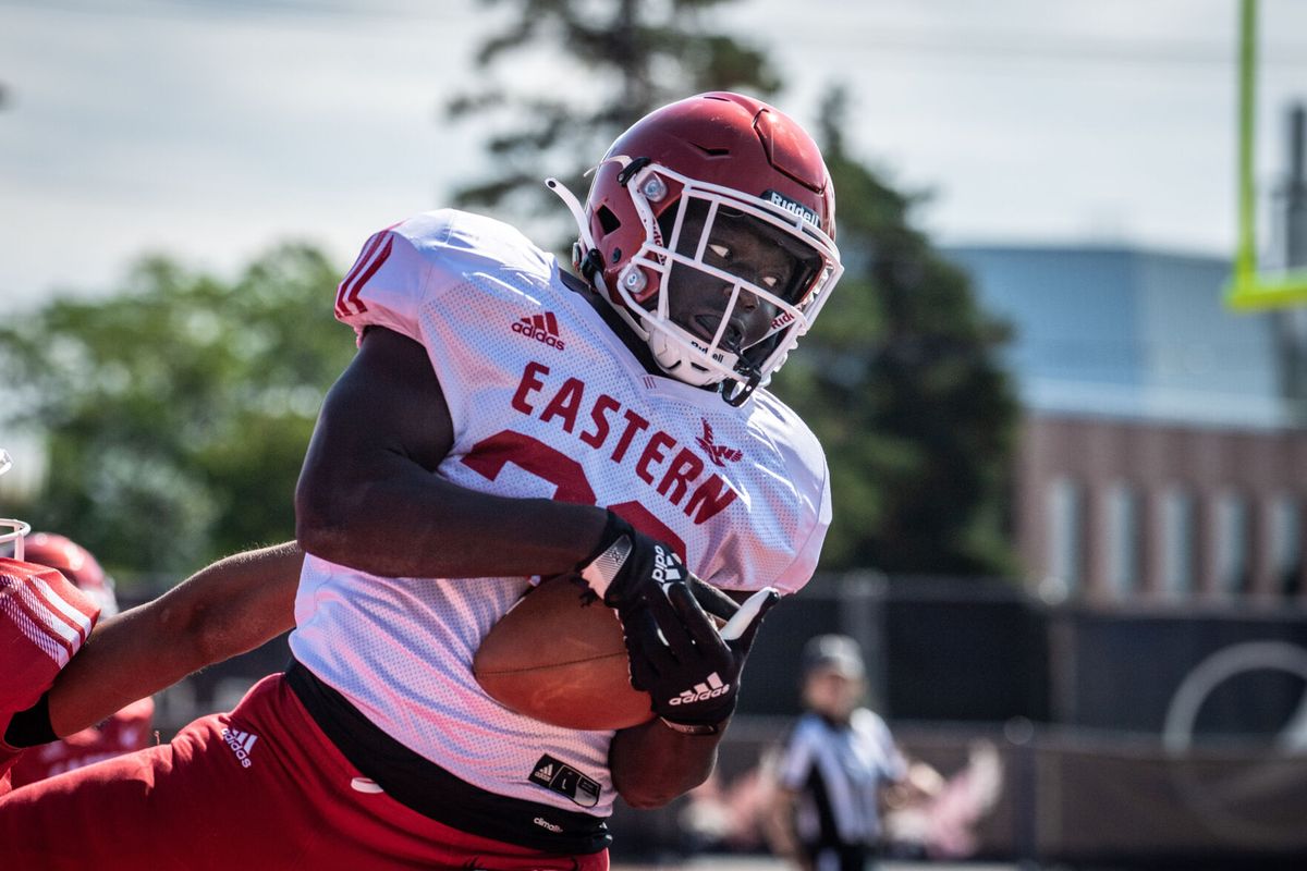 EWU running back Tuna Altahir hauls in a pass during a scrimmage, Wednesday, August 18, 2021, in Cheney, Wash.  (COLIN MULVANY/THE SPOKESMAN-REVIEW)