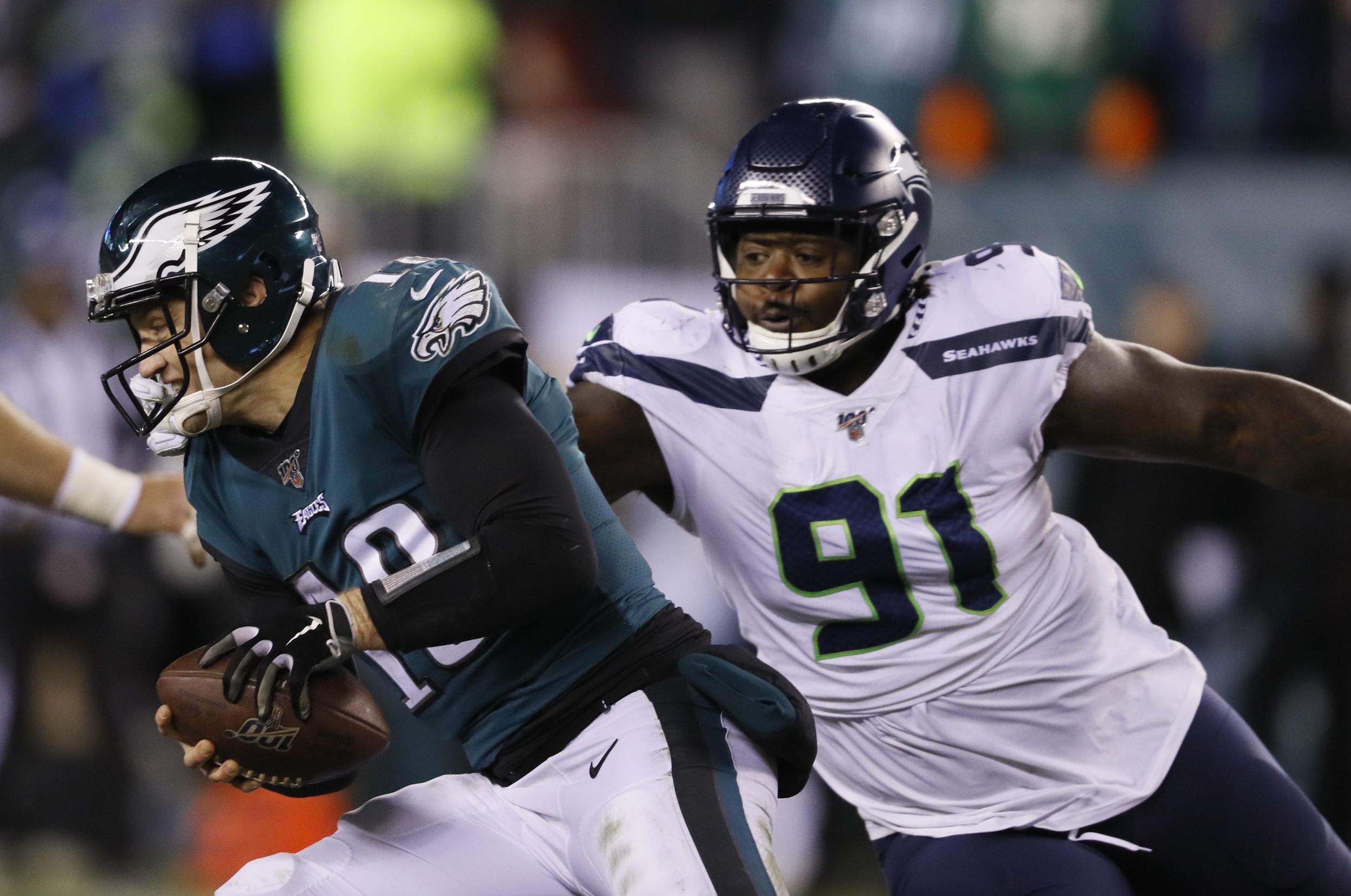 Metcalf, Wilson lead Seattle Seahawks over Philadelphia Eagles 23-17