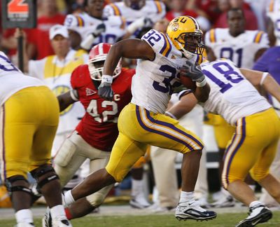 LSU running back Charles Scott scores the game-winning touchdown in the last minute against Georgia. (Associated Press / The Spokesman-Review)