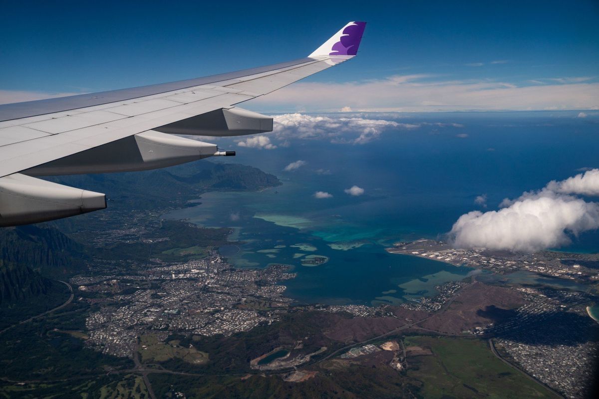 The view of the windward side of Oahu, from aboard a Hawaiian Airlines flight from Los Angeles International Airport to Honolulu International Airport on Oct. 15, 2020, above Honolulu, Hawaii.  (Kent Nishimura)