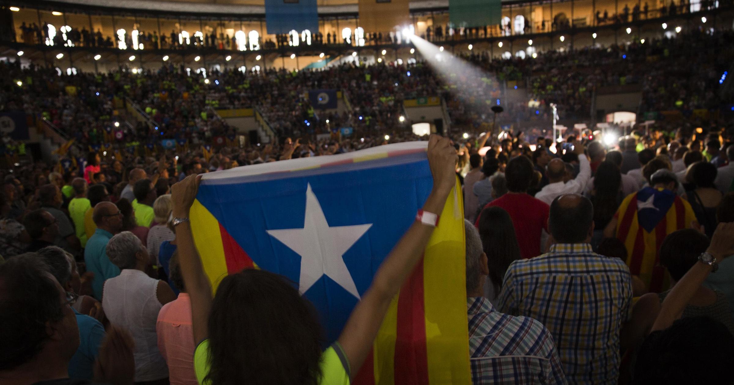 Madrid tightens grip over Catalan spending to quash vote
