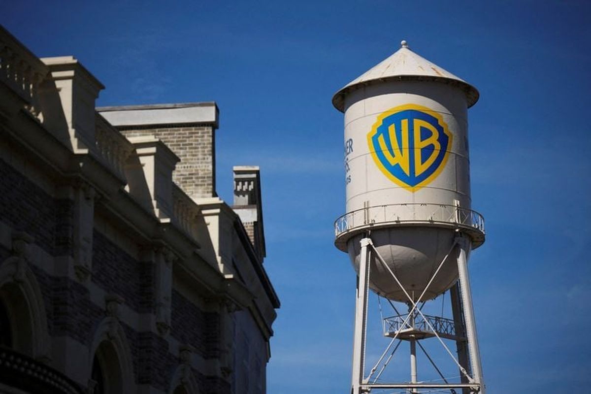 The Warner Bros. Water Tower is pictured at Warner Bros. Studios in Burbank, California, U.S. February 27, 2026. REUTERS/Daniel Cole  (Daniel Cole)