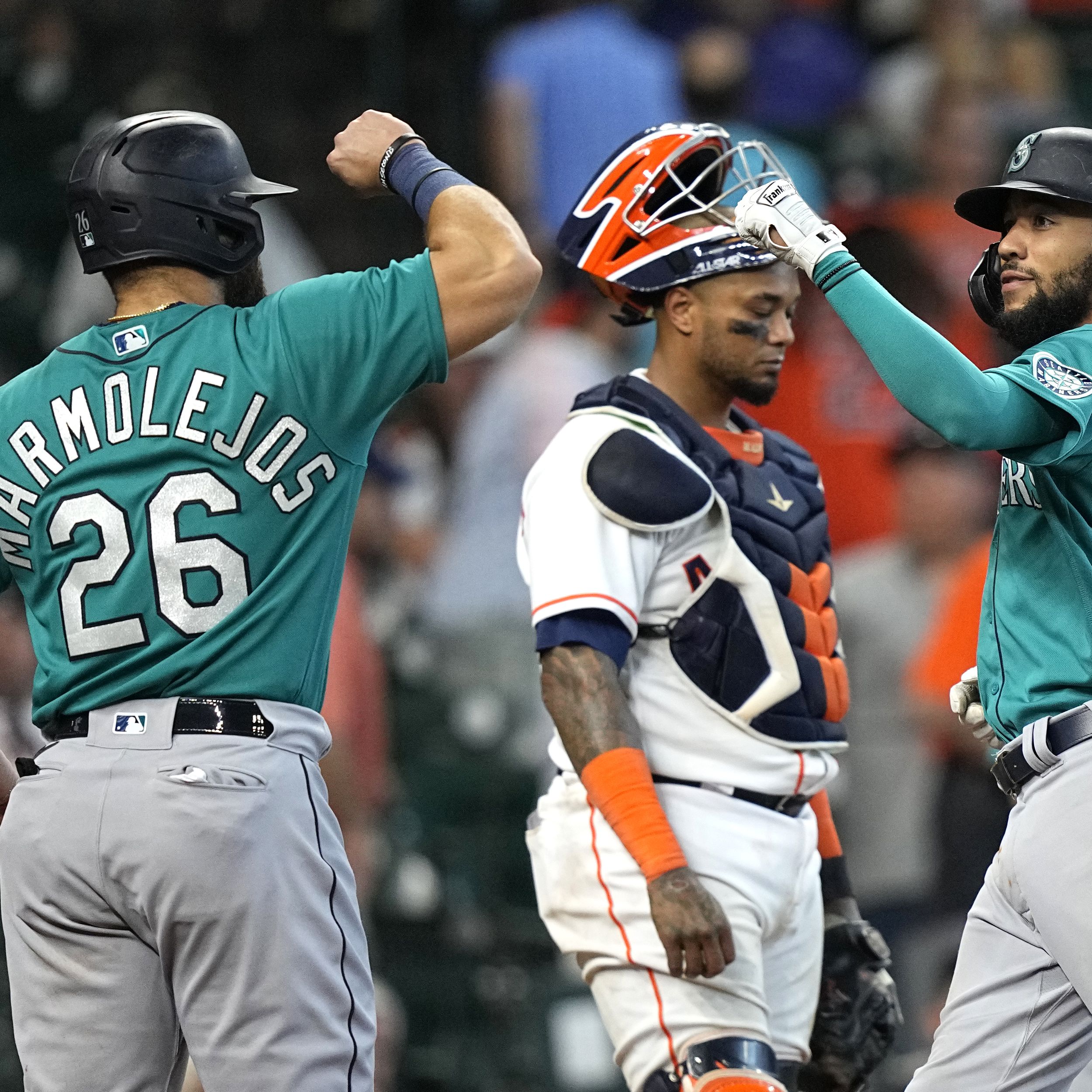 These guys can do it': Mariner fans in Spokane thrilled after Wild Card  win, ready for Astros