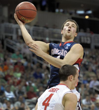 Gonzaga’s Kevin Pangos drives into the lane to score on Saturday, but he had a tough day overall, hitting 3 of 13 field-goal attempts. (Christopher Anderson)
