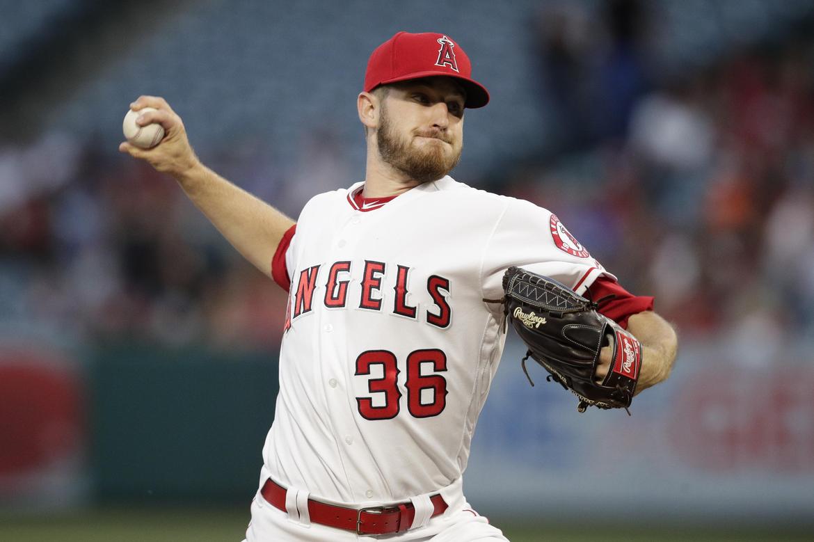 Pirates acquire right-hander Chris Stratton from Angels for cash
