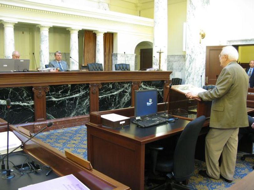 Rep. George Eskridge, R-Dover, reports to the Legislative Council on the work of the interim committee on Energy, Environment & Technology. Each of the Legislature's interim committees and task forces reported Tuesday on its work since last year's session.  (Betsy Russell)