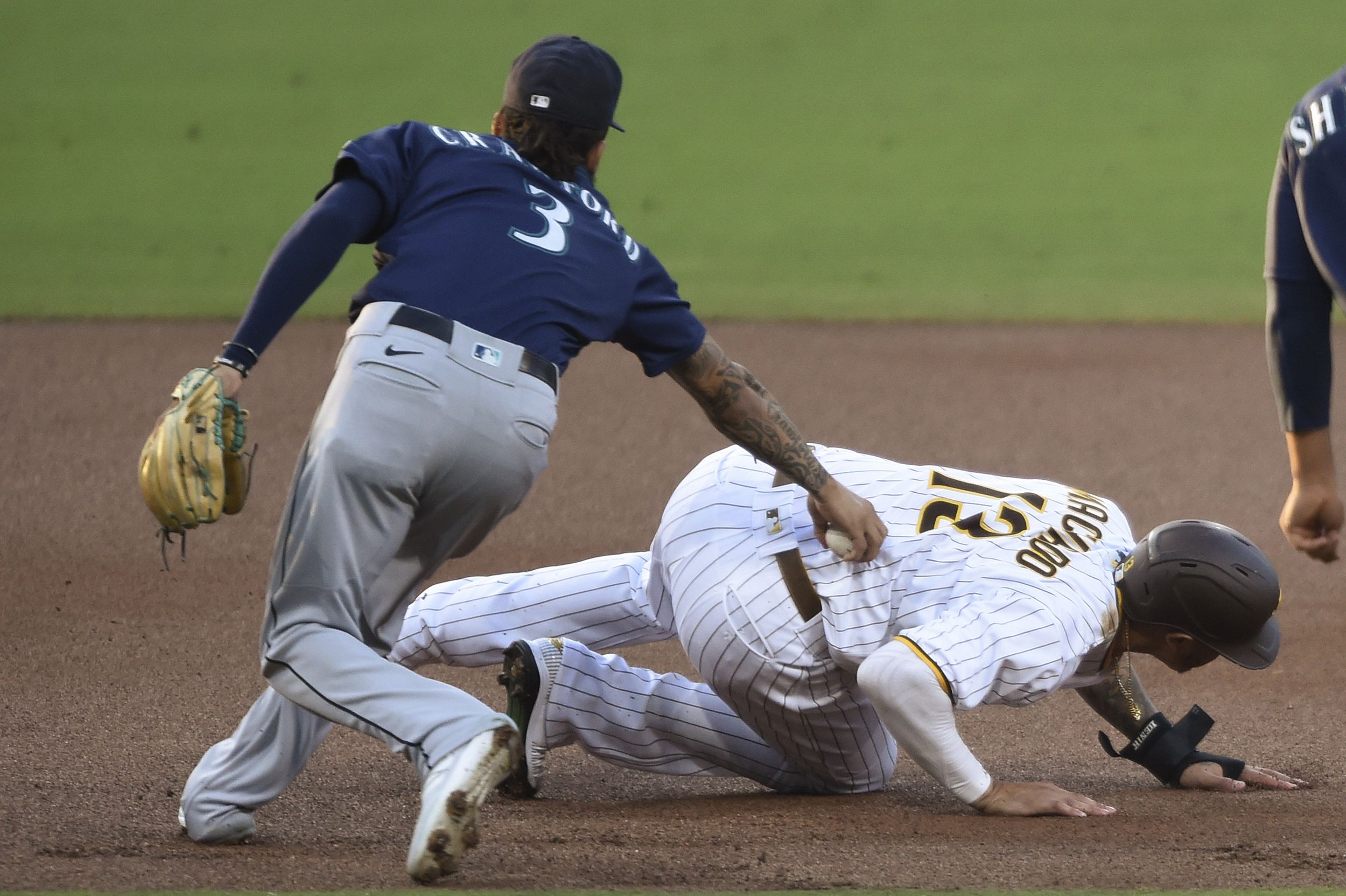 France's 10th-inning single lifts Mariners over Royals 10-8 after blown  7-run lead - The San Diego Union-Tribune