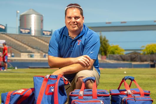 Bat boy to big leagues Spokane�s Chris Ackerman manages equipment  pic