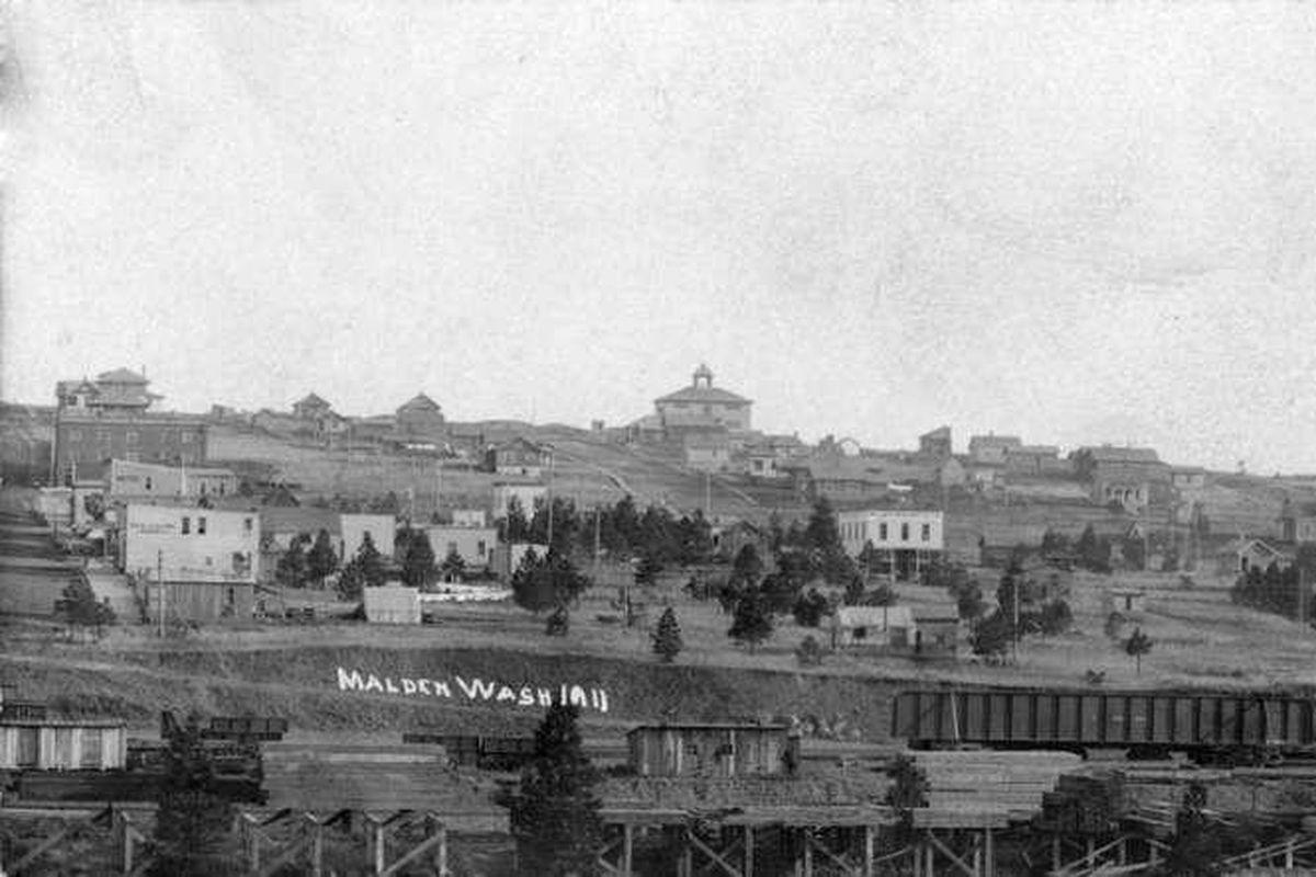 A postcard view of Malden, Washington around 1911.  (Photo courtesy of the Whitman County Library Whitman County Online Heritage Collection)