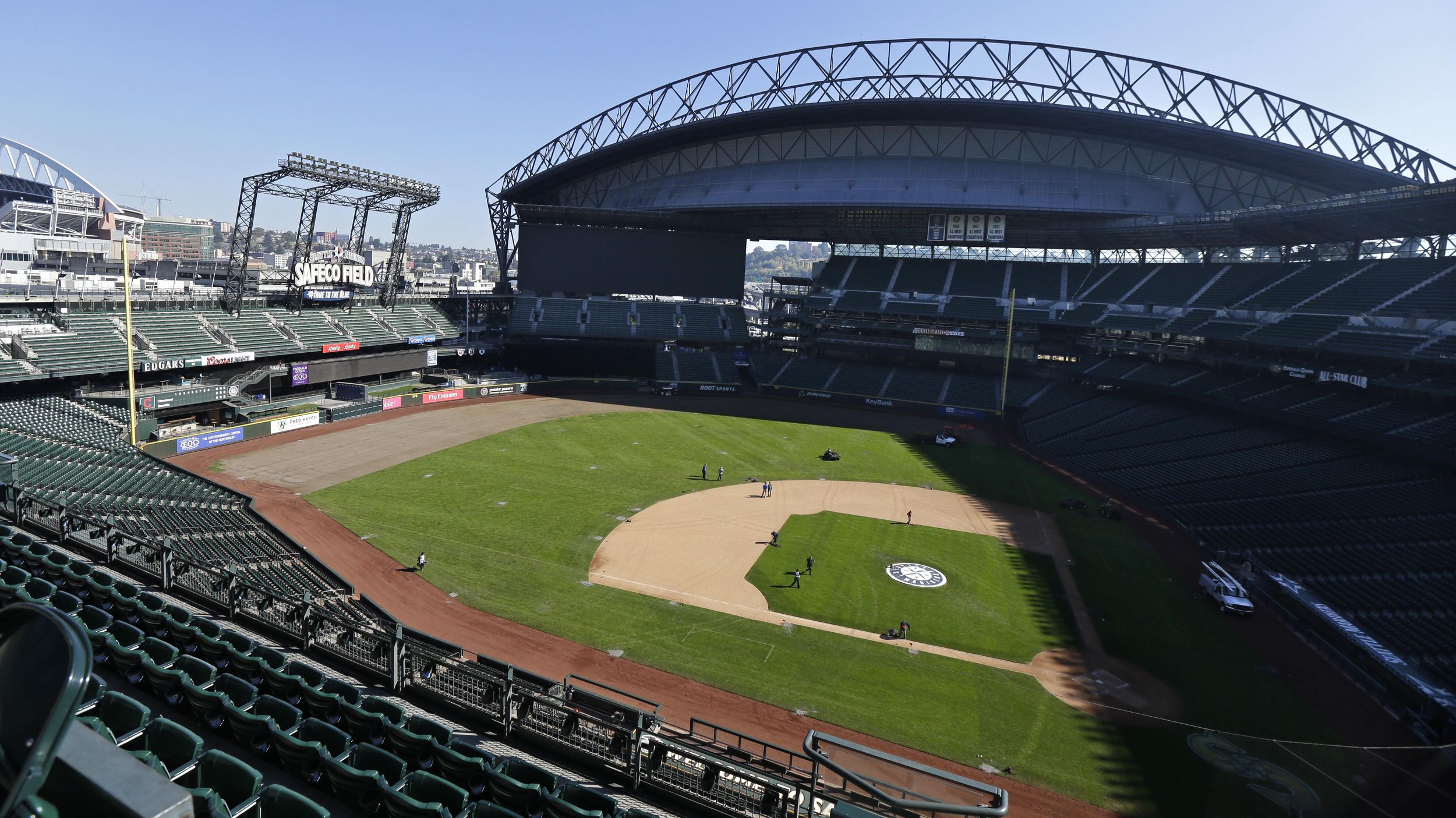 Seattle Mariners on X: New gear now available at the Safeco Field Team  Store and will be at all #Mariners Team Stores in a matter of hours.   / X