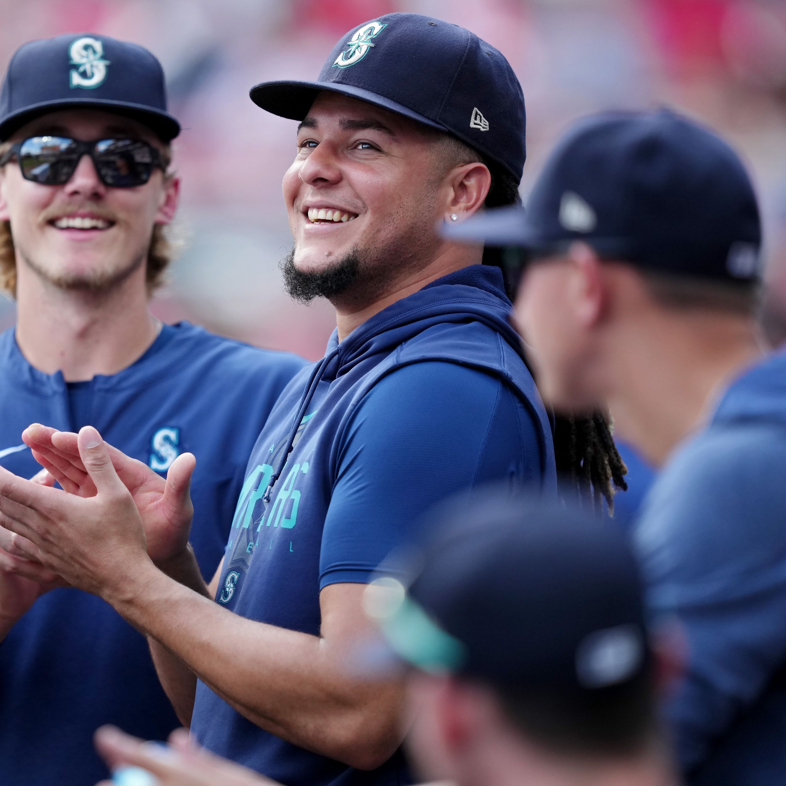 Mariners sign ace Luis Castillo to five-year, $108 million