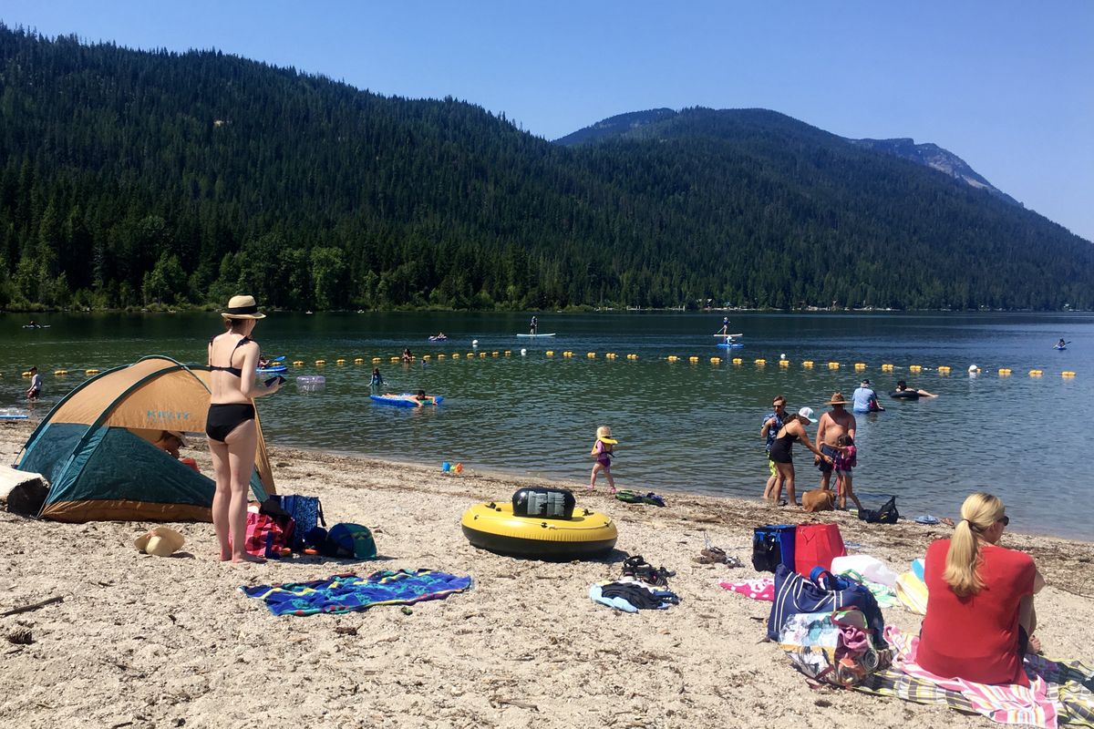 The day use area of Lake Wenatchee State Park attracts swimmers and boaters. (John Nelson)