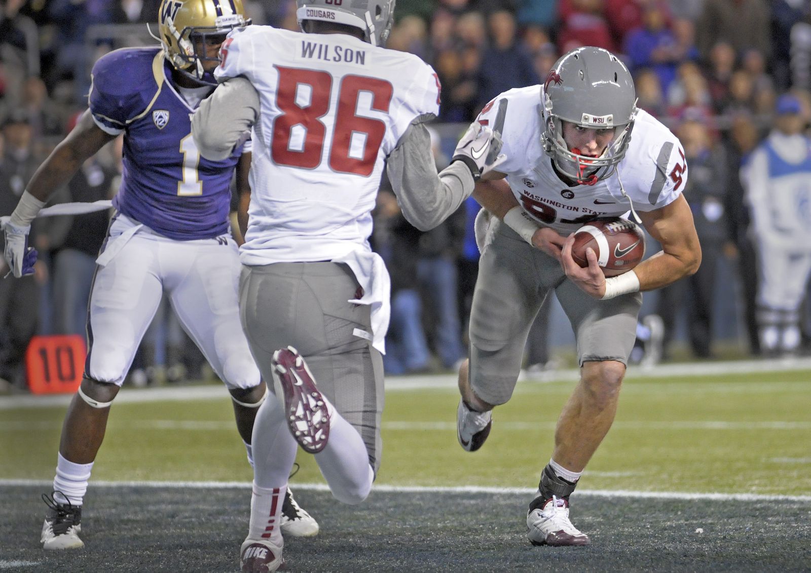 Apple Cup 2013 score update: Nolan Washington intercepts Keith Price -  CougCenter