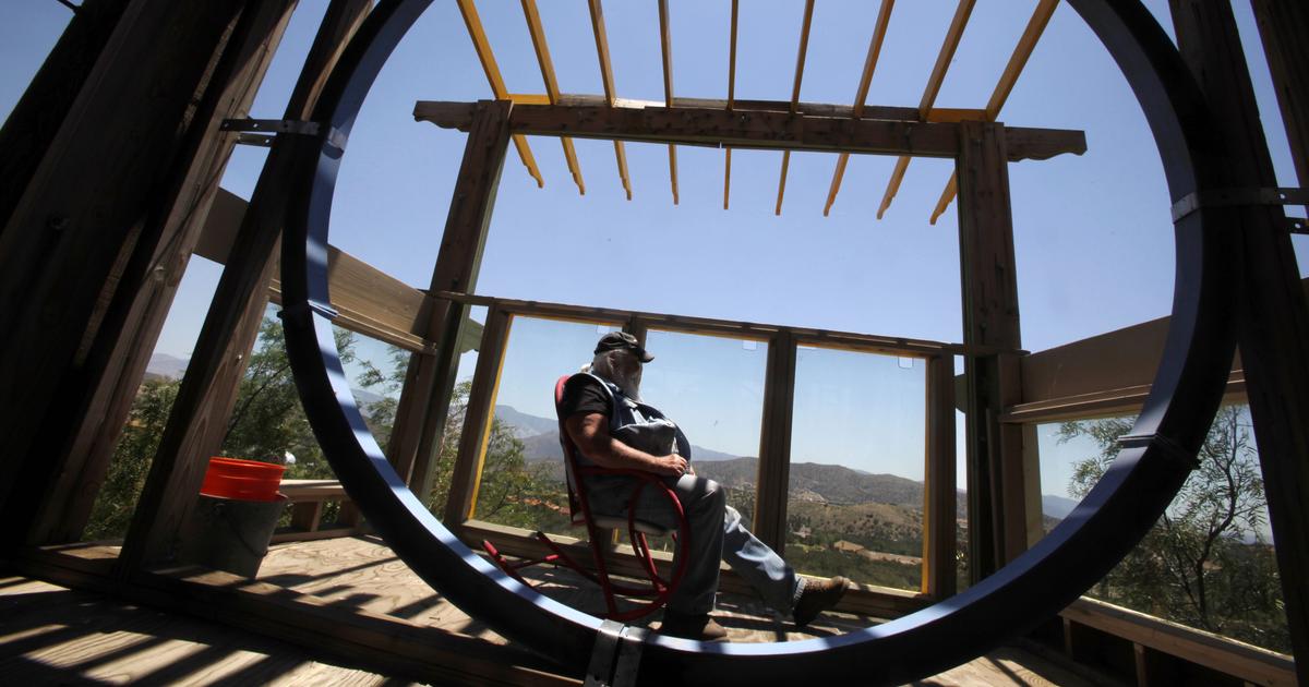 Kim Fahey's Phonehenge - July 7, 2011 | The Spokesman-Review