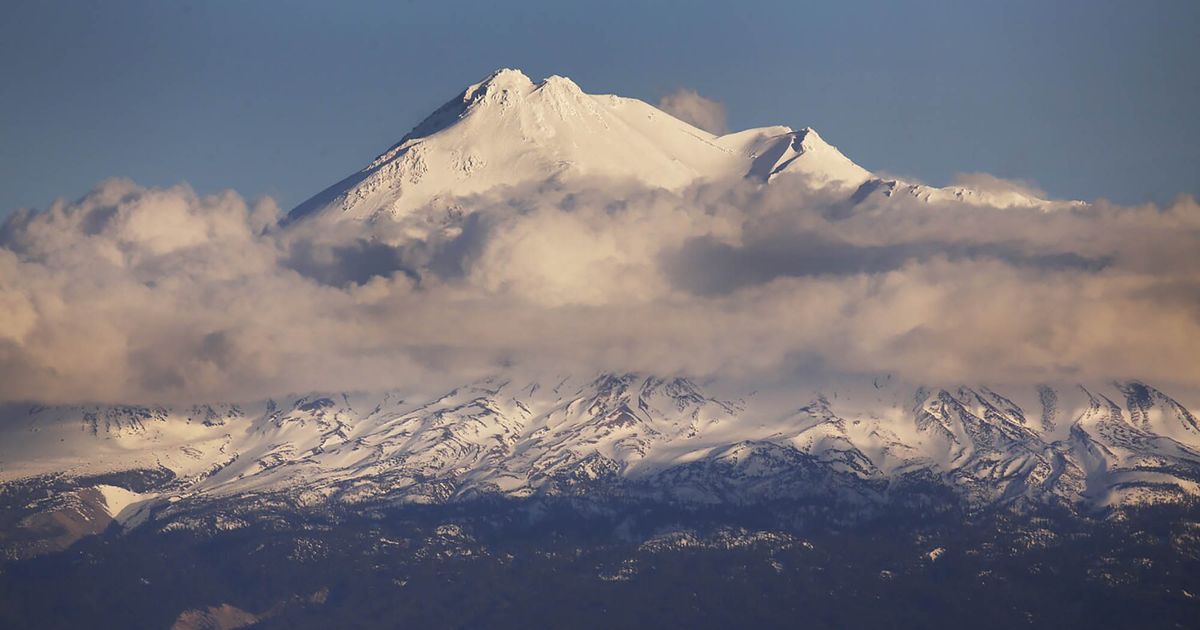 Forest Service workers taken hostage, held at gunpoint in remote Northern California, feds say