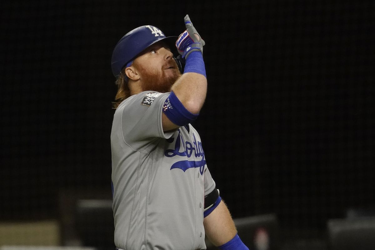 Justin Turner Game-Used Road Home Run Jersey