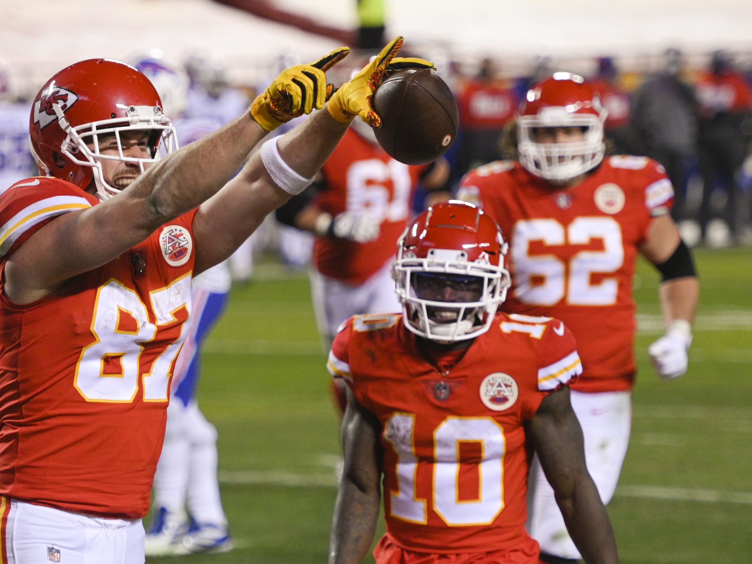 Travis Kelce prop bets 2021: Picks, best bets for Super Bowl 55