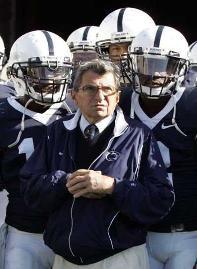 Joe Paterno is experiencing complications from lung cancer. (Associated Press)