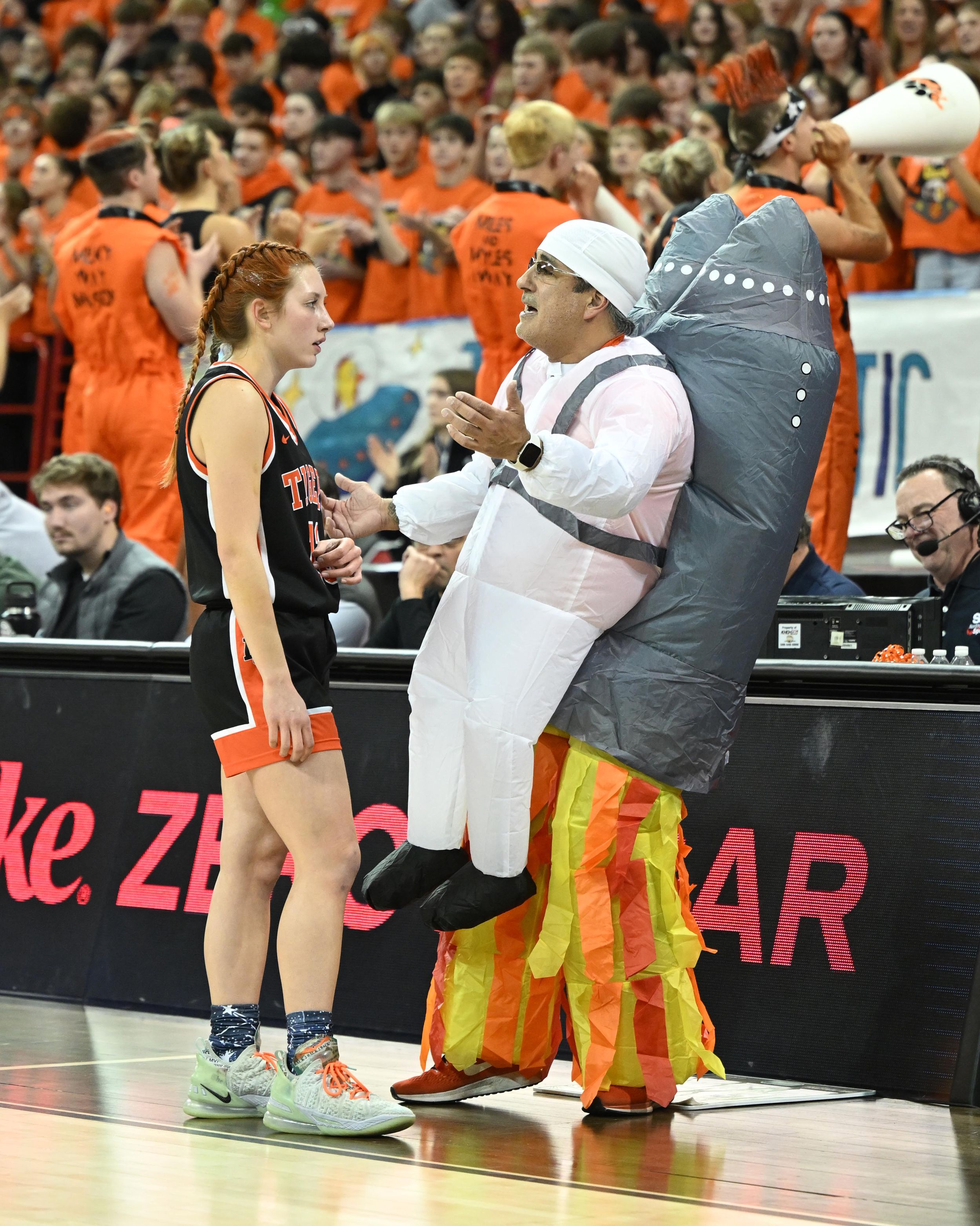 Rubber Chicken Ferris boys and girls vs. Lewis and Clark (Jan. 10