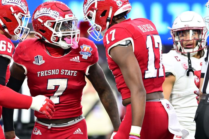 LA Bowl between Fresno State-Washington State and a Saturday NFL teaser:  Best bets for Dec. 17