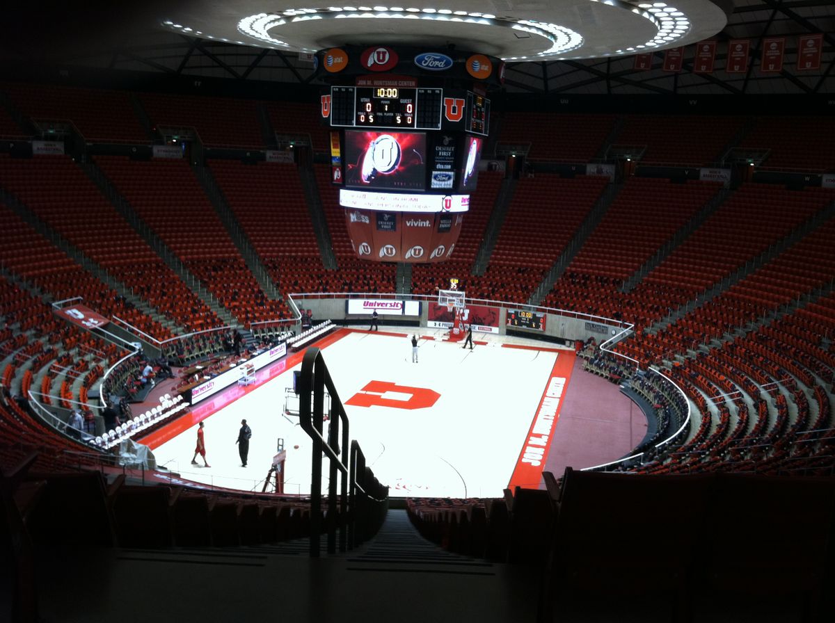 Live from the Huntsman Center, it's Thursday night The SpokesmanReview