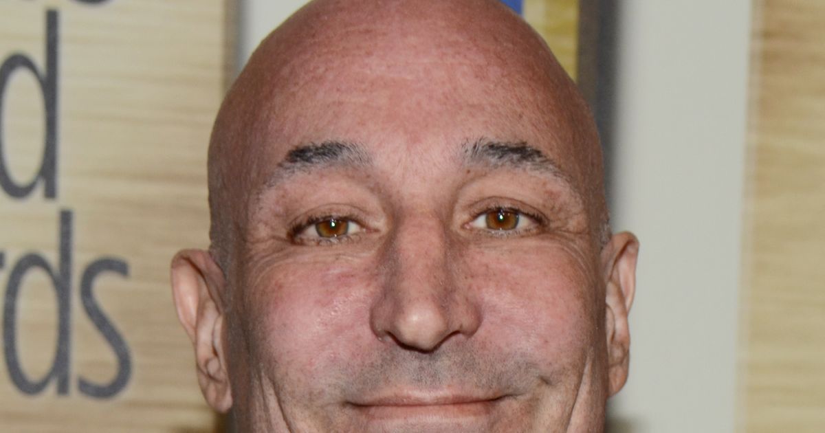 Сэм ушел. Sam Simon.