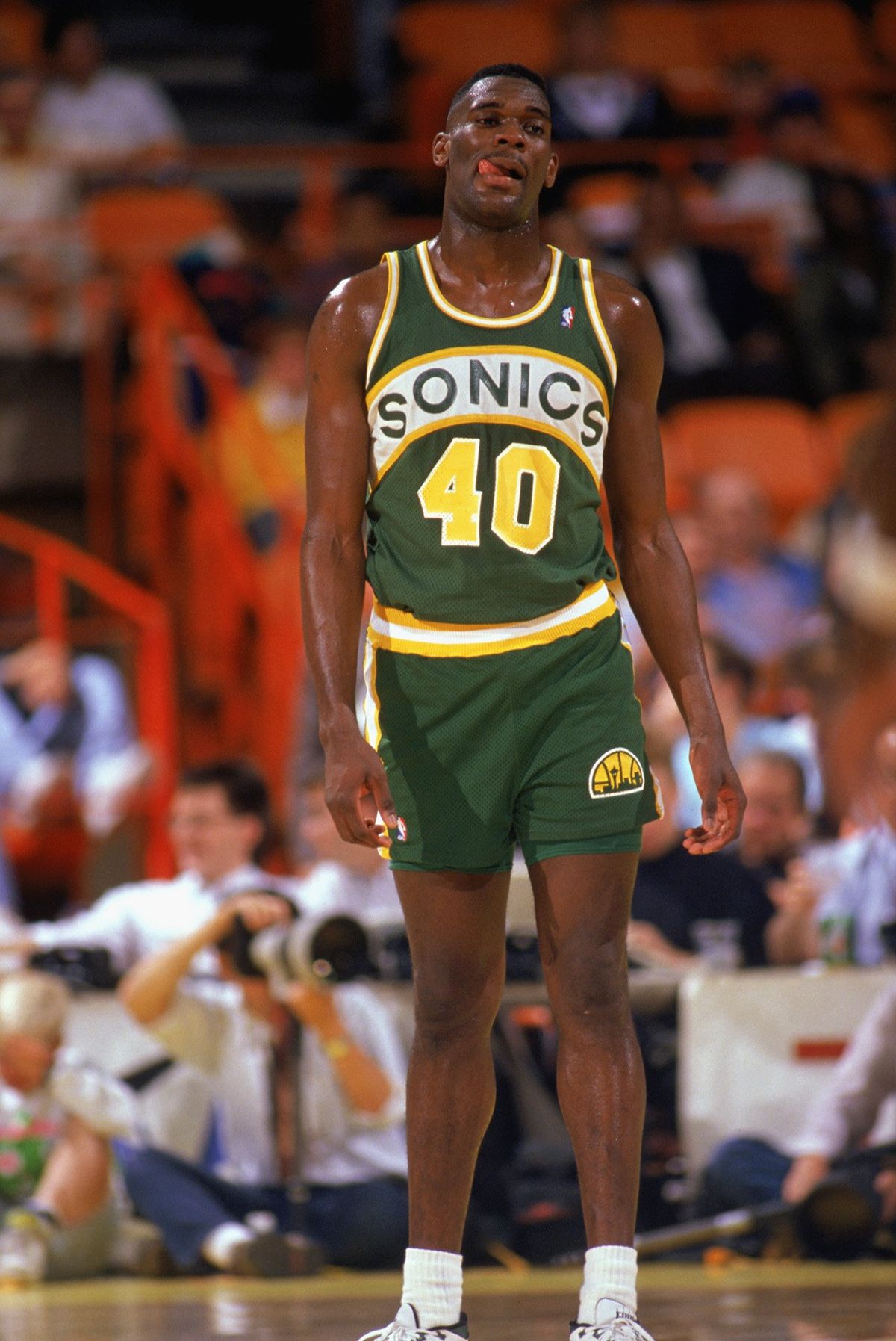 Shawn Kemp and Gary Payton of the Seattle SuperSonics announce new