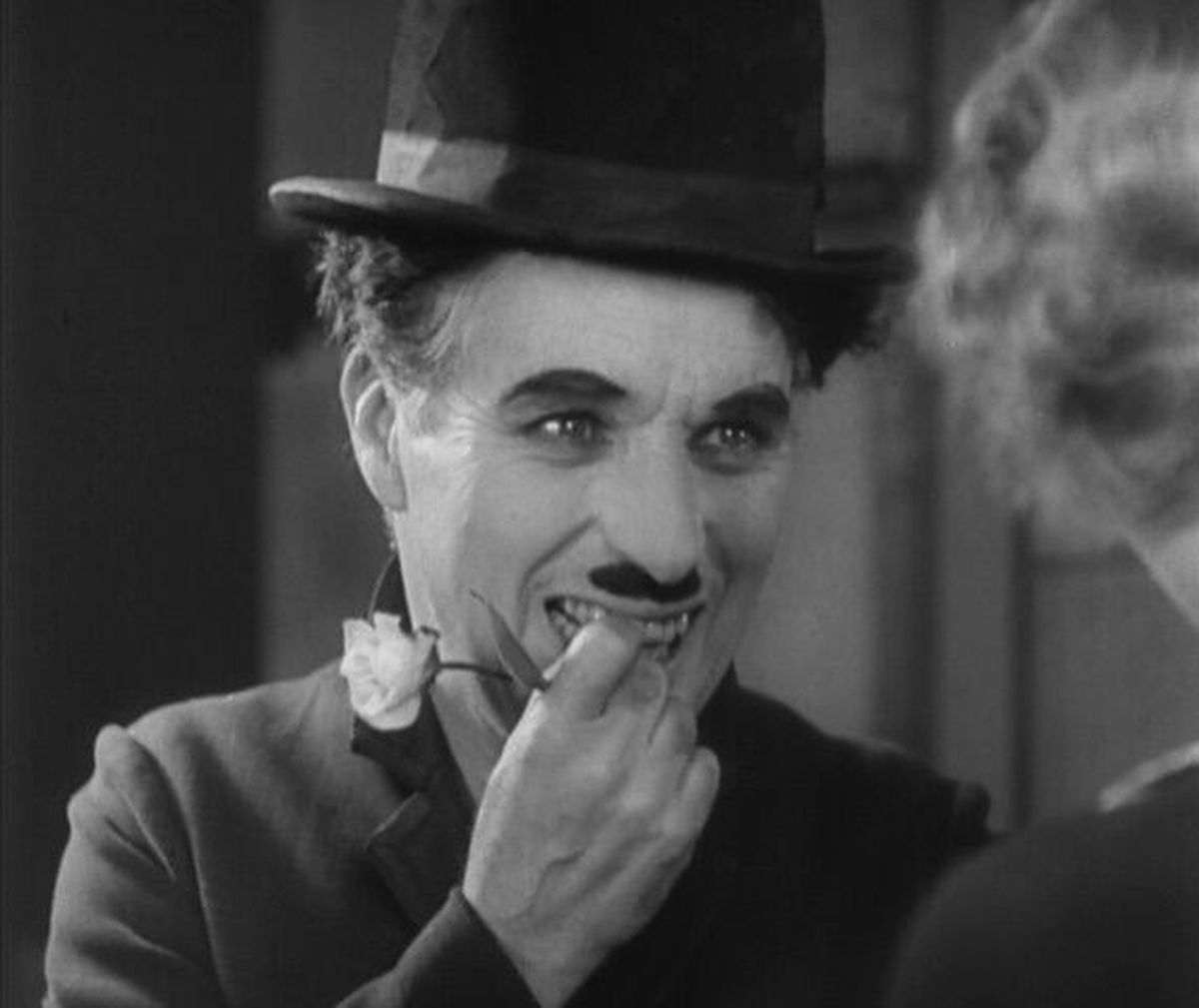 Charlie Chaplin stars in “City Lights.”  (Courtesy)