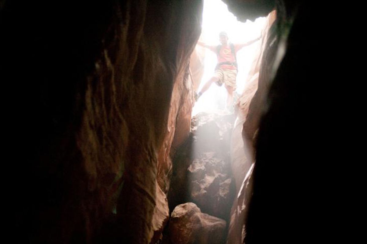 Actor James Franco on 127 HOURS indoor set replicating the Utah slot canyon in which Aron Ralston’s arm was pinned by a dislodged boulder.   (Chuck Zlotnick)